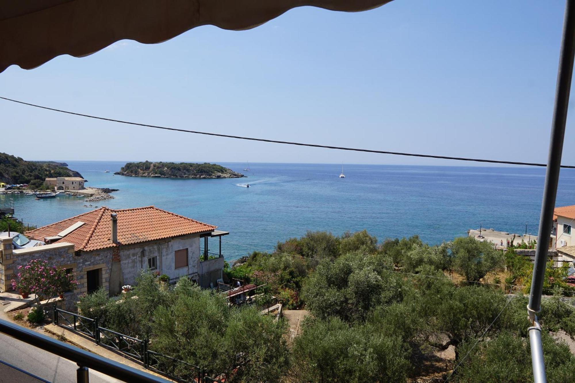 Sea And Sun Apartments 303 Ιδιωτικό Διαμέρισμα Kardamyli Exterior photo